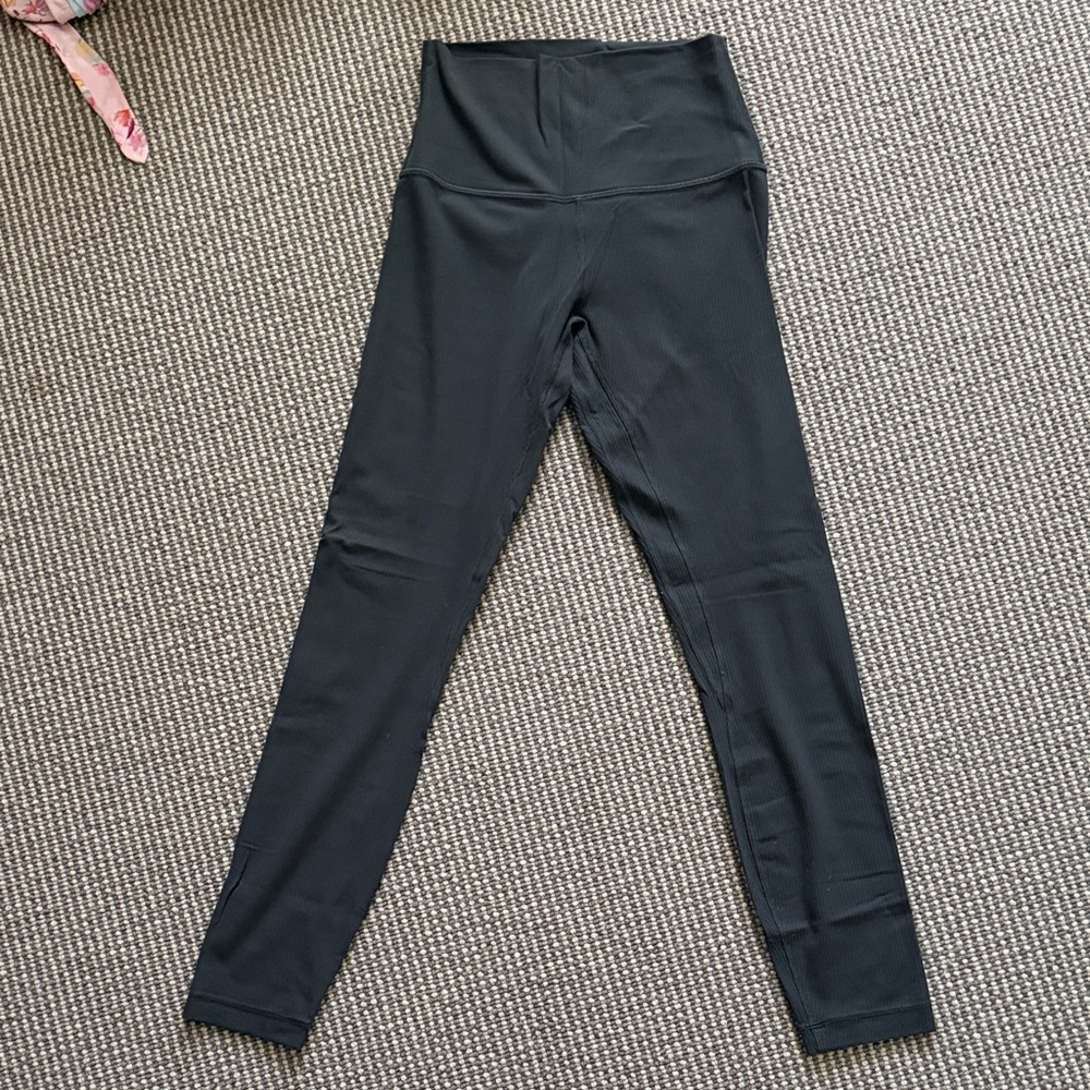 Lululemon gray ribbed Leggings